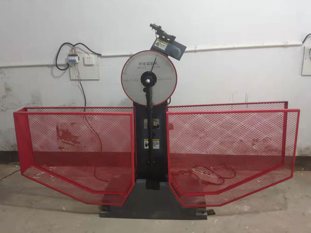 半自動沖擊試驗機(jī)